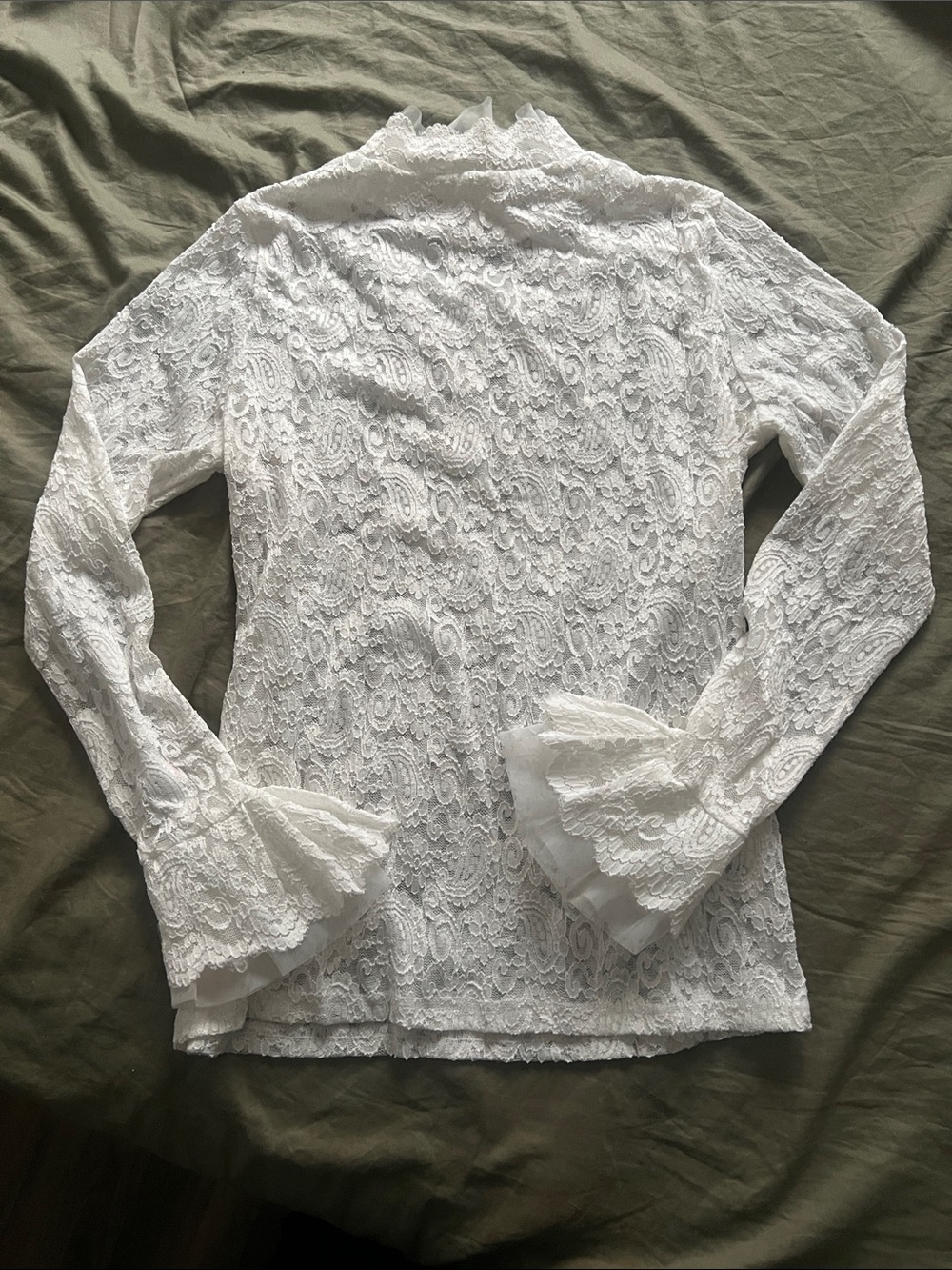 WHITE LACE MOCK SHEER LONG SLEEVED TOP